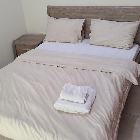 Cozy 2Bhk Near To Dmcc Metro Station -505 Apartment Дубай Екстериор снимка