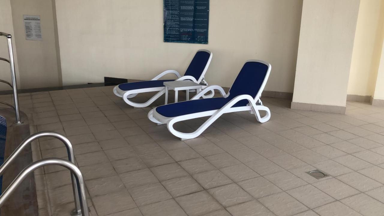 Cozy 2Bhk Near To Dmcc Metro Station -505 Apartment Дубай Екстериор снимка