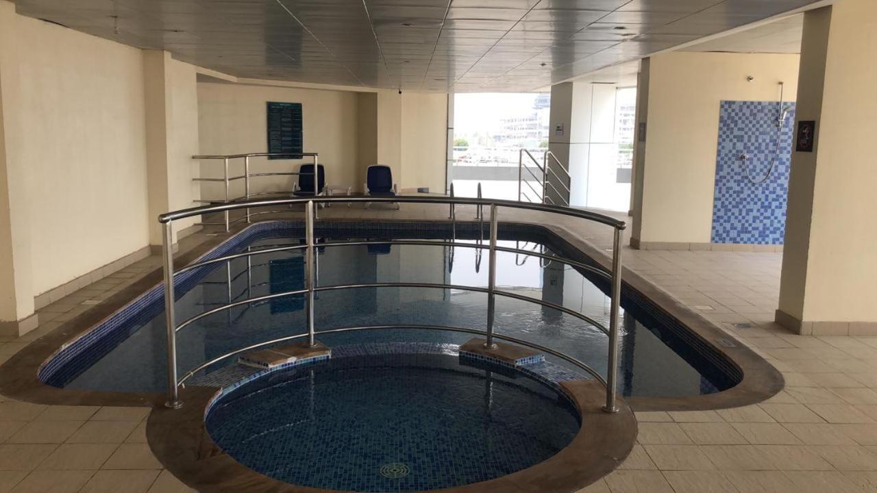 Cozy 2Bhk Near To Dmcc Metro Station -505 Apartment Дубай Екстериор снимка