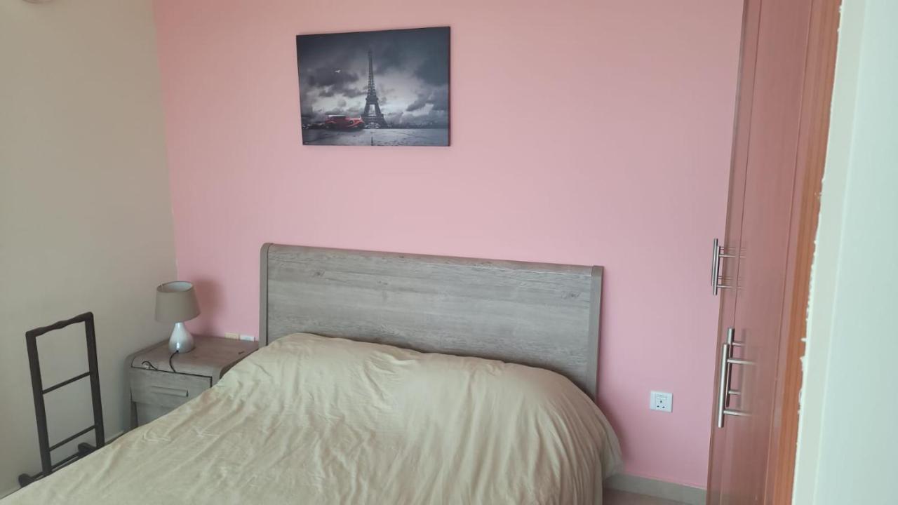 Cozy 2Bhk Near To Dmcc Metro Station -505 Apartment Дубай Екстериор снимка